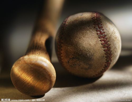 而铜靴则是 而铜靴则是