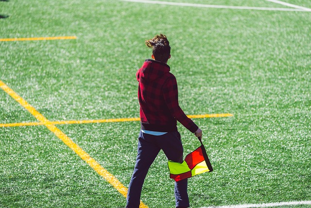 谷爱凌北京街头跑步 半马用时1小时41分.