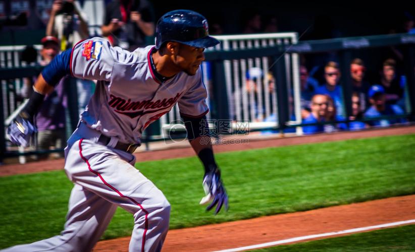 以及年轻球 以及年轻球